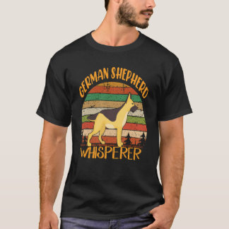 8 tyska herdehund Viskare T Shirt