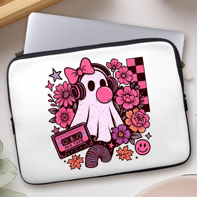 90-tal Bubblegum Aesthetic Retro Ghost Girl Hallow Laptop Fodral (This ghost girl design mixes 90s aesthetic nostalgia with playful Halloween charm.)