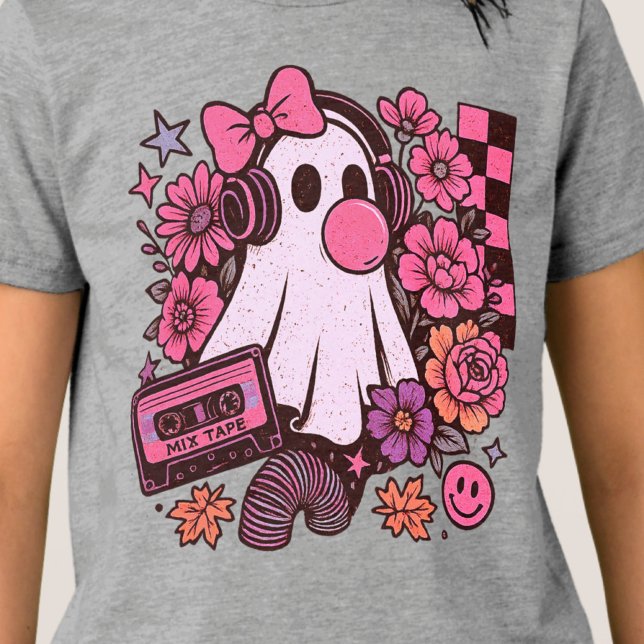 90-tal Bubblegum Aesthetic Retro Ghost Girl Hallow T Shirt (This ghost girl design mixes 90s aesthetic nostalgia with playful Halloween charm.)