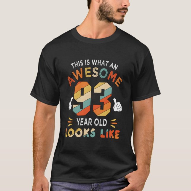 93:e födelsedagen ser ut som 93:e t shirt (Framsida)