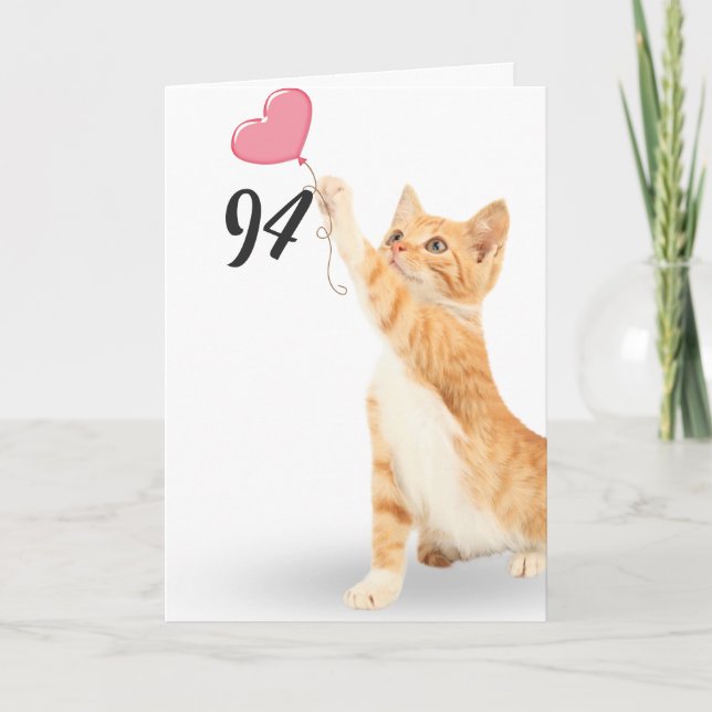 94-årsdagen tabby katt med hjärtballong kort (Framsida)
