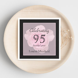 95:e Födelsedagsfesten Ro Pappra blöjor Pappersservett