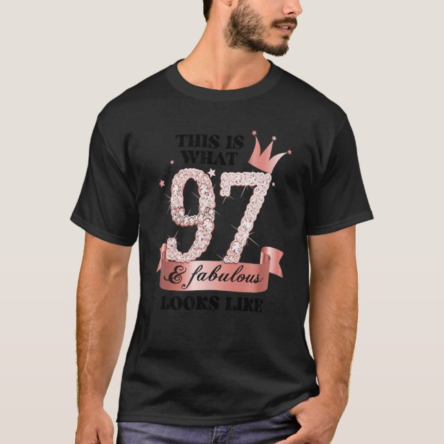 97 & Fabulous I Rose And White Party Group Candid  T Shirt (Framsida)