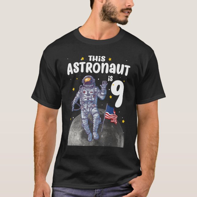 9 år Den här astronaut är 9: e födelsedagen T Shirt (Framsida)