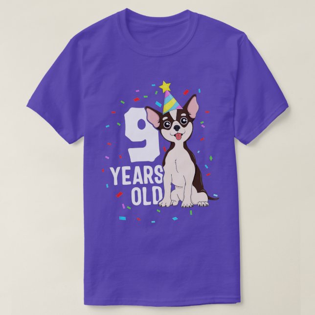9 år gammal födelsedagsdräkt Chihuahua Hund Party  T Shirt (Design framsida)