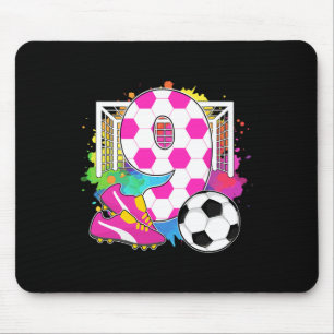 9 år gammal födelsedagsflicka 9-årsdag fotboll tem musmatta