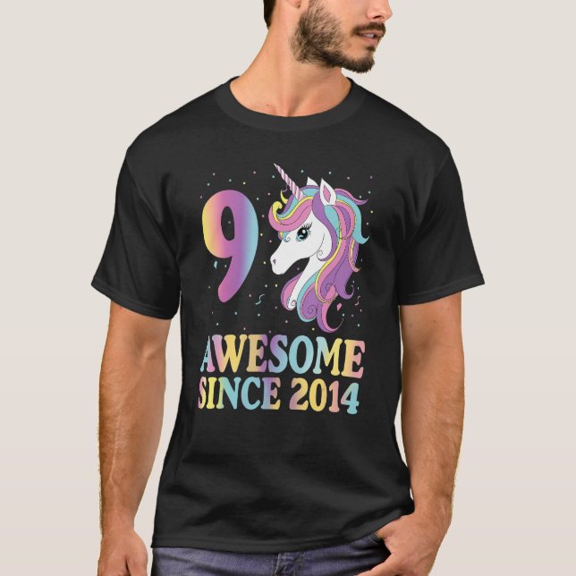 9 Års Present Flicka Tonåring Regnbåge Enhörning 9 T Shirt (Framsida)