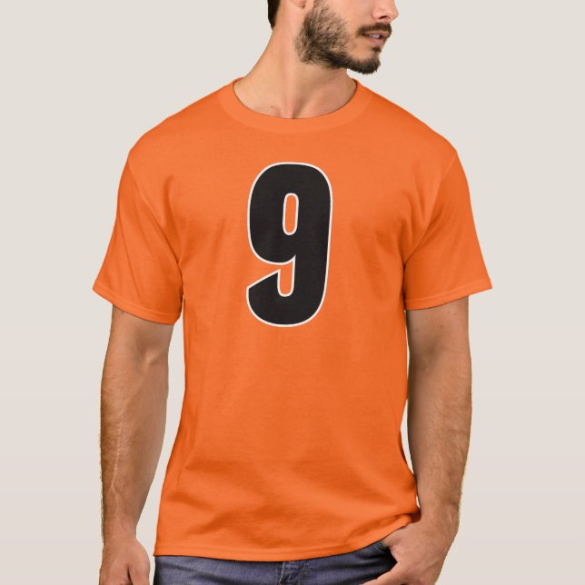 9 Black White Cincinnati T Shirt (Framsida)