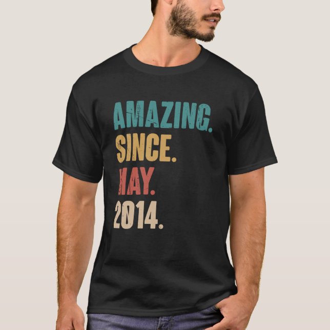 9:e Dekorationens Fantastisk sedan maj 2014 T Shirt (Framsida)