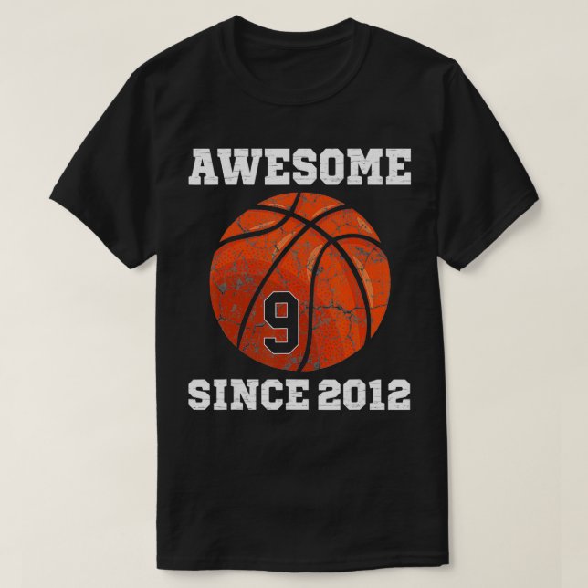 9:e födelsedag Basketball Älskare Gift 9 år gammal T Shirt (Design framsida)