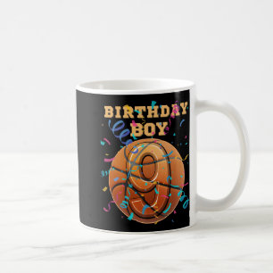 9:e födelsedagspojken nio 9 år gammal basketspelar kaffemugg