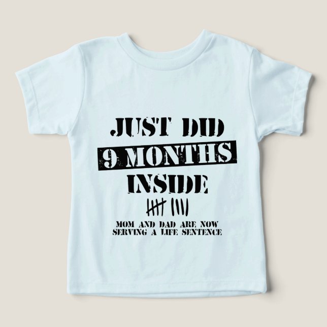 9 månader inne t shirt (Design Framsida)