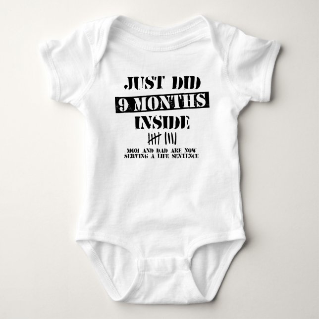 9 månader inne t shirt (Framsida)