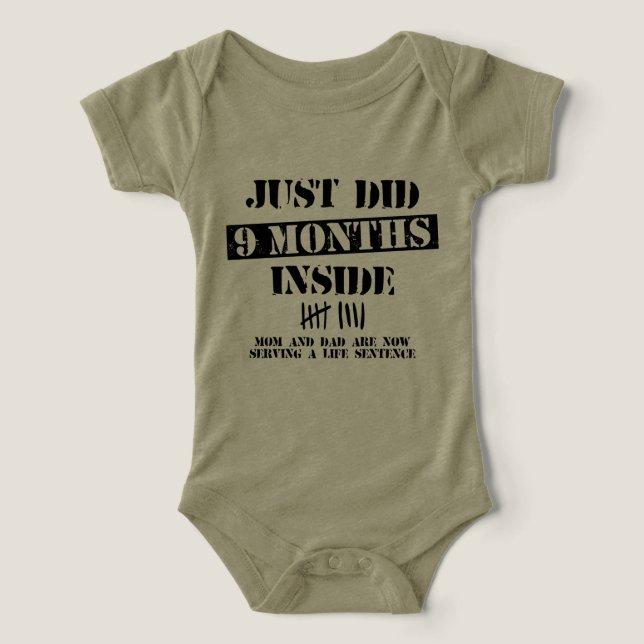 9 Months Inside T Shirt (Design Framsida)