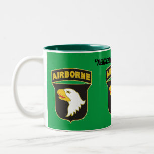 A 101st Airborne kaffe mugg