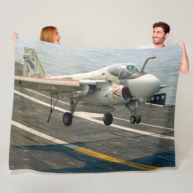 A-6E INTRUDER FLEECEFILT (På plats)