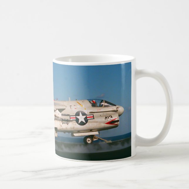 A-7E CORSAIR II KAFFEMUGG (Höger)