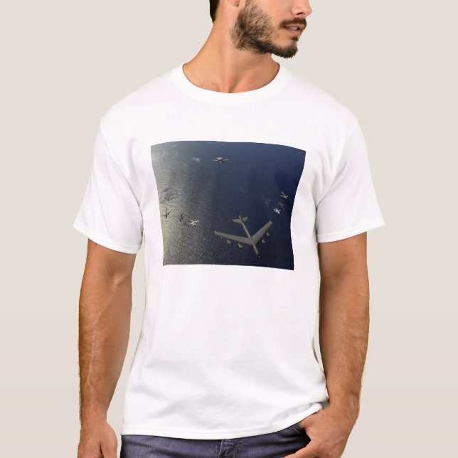 A Amerikanska Luft Force B-52 Stratofort-flygplan  Tee (Framsida)