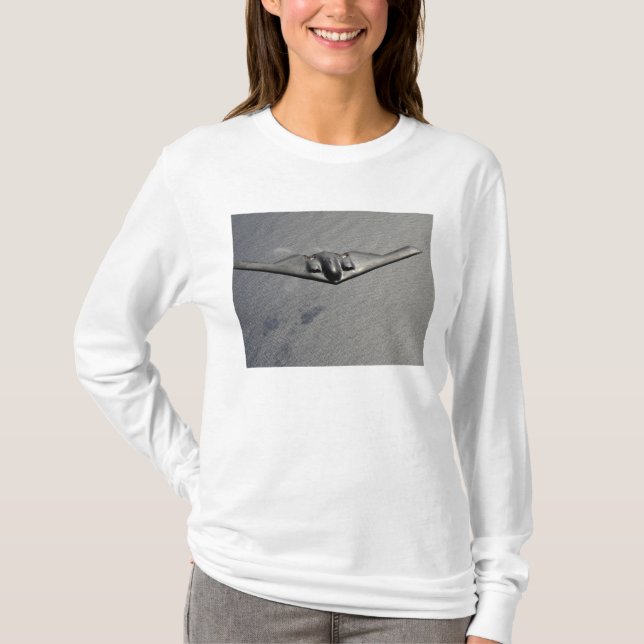 A B-2 Spirit flyger över Stilla havet T Shirt (Framsida)
