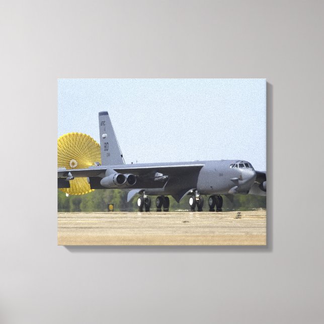 A B-52-fästning använder sin dragkedja Canvastryck (Framsida)