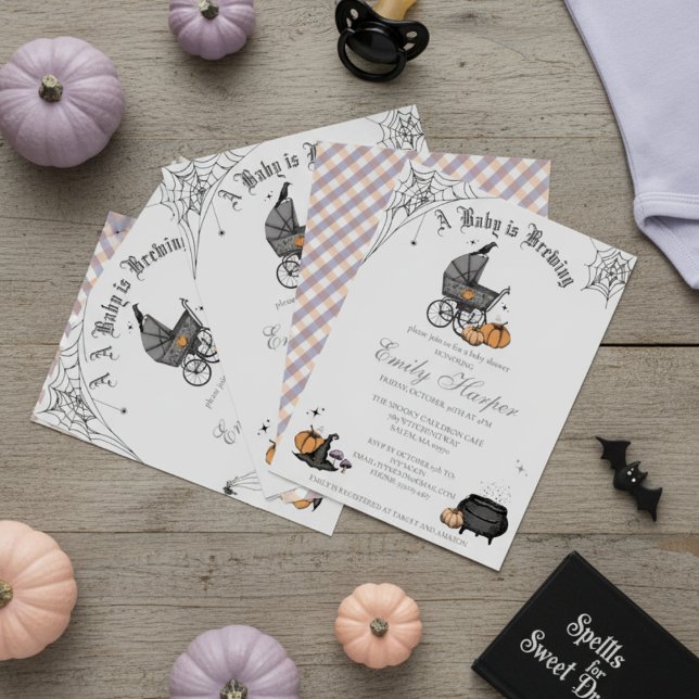 A Baby andas Grått Neutral Baby Shower Inbjudningar (Cute Gothic Baby Shower Invite. Spooky Victorian Stroller, Black Crow, Orange Pumpkins, Witch Hat)