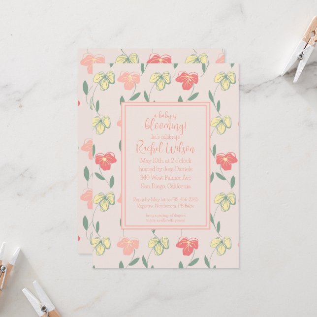 A Baby är en blommande Rosa Pansies Baby Shower Inbjudningar (Fram/Back In Situ)