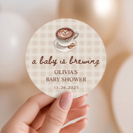A Baby is Brewing Gingham Coffee Baby Shower Favor Runt Klistermärke