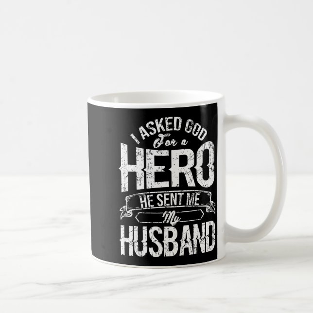 A badade Gud Hjälte Han Skickade Kaffemugg (Höger)