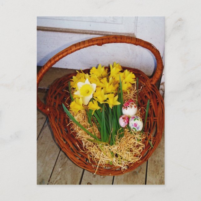 A Basket i Gult Daffodils och blommigt Påskägg Helg Vykort (Framsida)