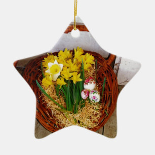 A Basket i Gult Daffodils och blommigt Påskägg Julgransprydnad Keramik