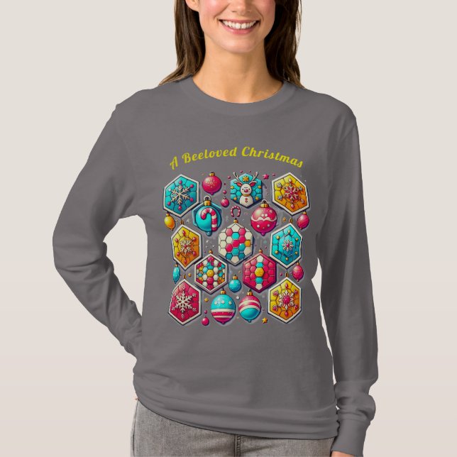 A Beeloved Christmas - Festive Honeycomb Shirt T Shirt (Framsida)