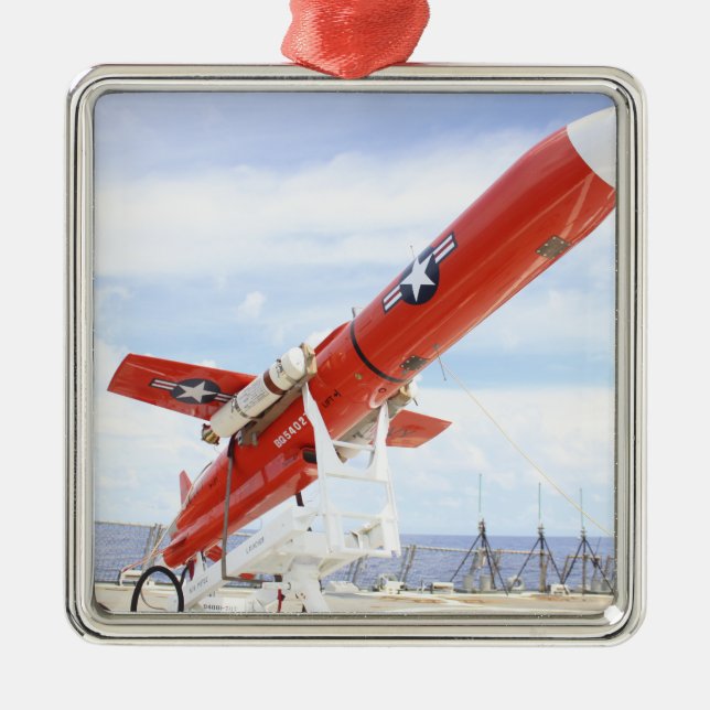 A BQM-74E Chukar drone-redo för uppskjutning Julgransprydnad Metall (Framsidan)