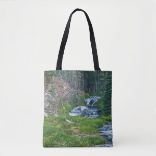 A Buck Rests vid Cascading River Tygkasse
