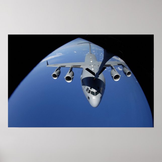 A C-17 Globemaster III får bränsle 2 Poster (Framsidan)