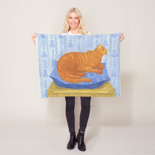 A cat on the pillow fleecefilt (På plats)