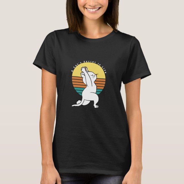 A Cat's Secret To Life Retro Yoga Cat Present T Shirt (Framsida)