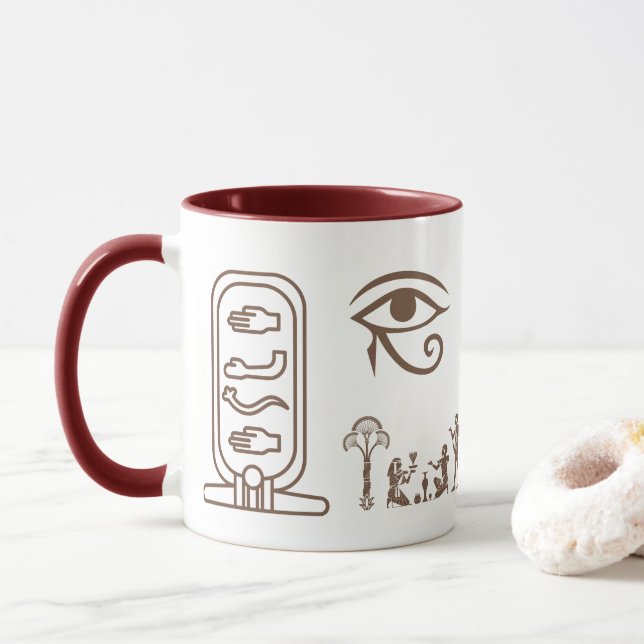 A ceramic mug with an ancient Egyptian design  Mugg (Med munk)