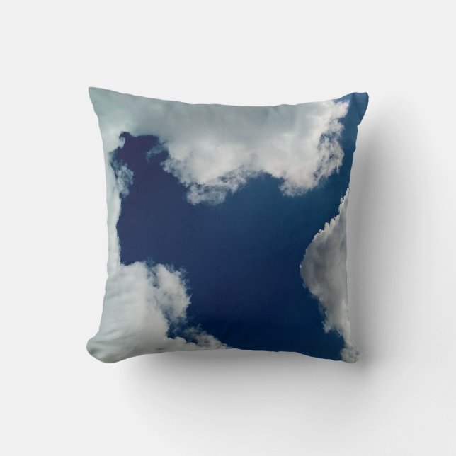 A curve in the clouds kudde (Framsida)