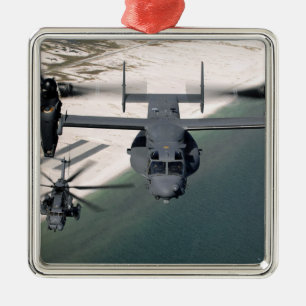 A CV-22 Osprey och MH-53 Pave Low Julgransprydnad Metall