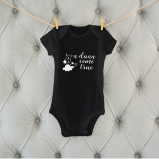A Duaa Kom True Muslim Baby Black Bodykostym T Shirt