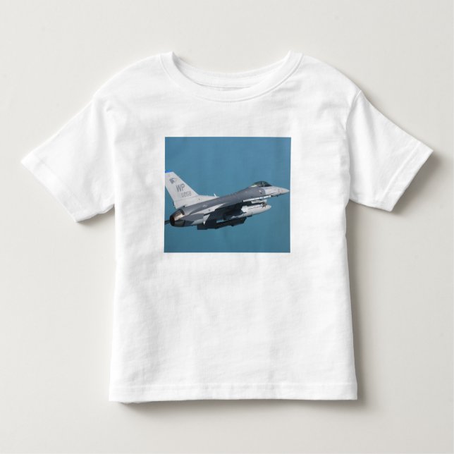 A F-16 Fighting Falcon in flight Tee (Framsida)