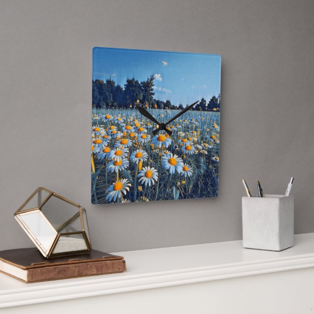 A fält fullt av blomningskameror fyrkantig klocka (Kontor)