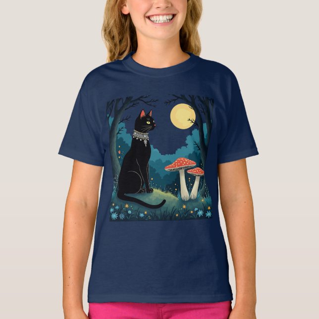A Familiar Black Cat And Toadstools Halloween 1 T Shirt (Framsida)