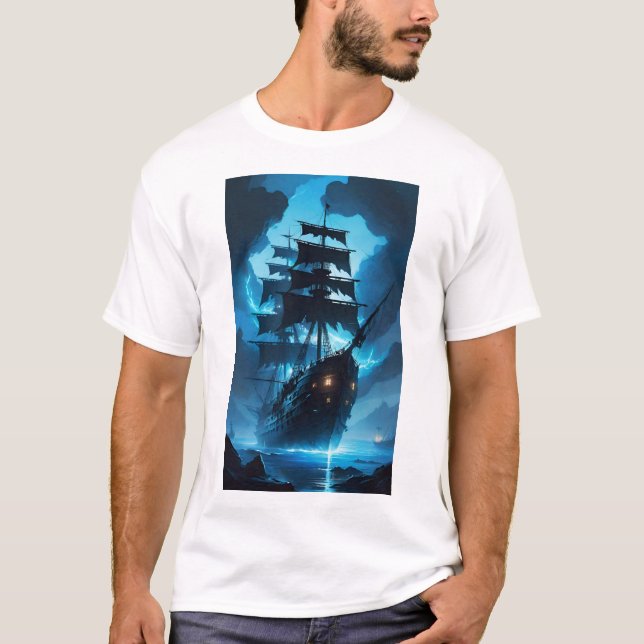 a ghost ship, a pirate ship, a foggy ship, the Fly T Shirt (Framsida)