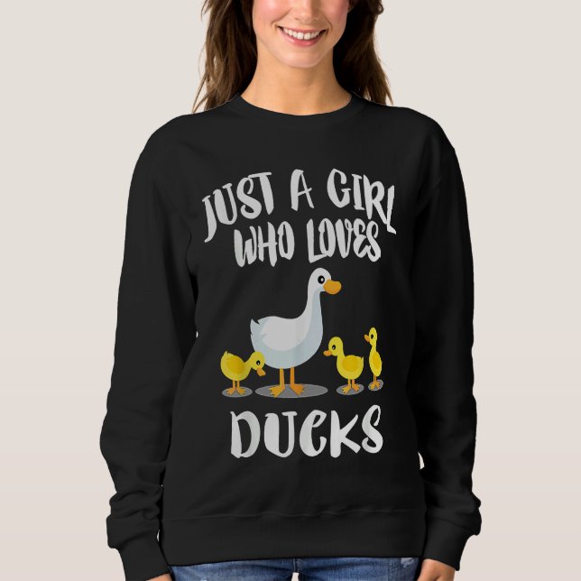 A Girl Who Loves Ducks  Duck Owner T Shirt (Framsida)
