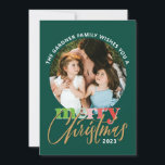 A GOD JUL JULKORT<br><div class="desc">Gör ditt meddelande med det här anpassningsbara julkortet. Lägg till den text du vill ha runt fotot i mitten. "God jul" finns nedan i en blandning av block och hand plockade-skript typsnitt. Välj även mellan en vit baksida eller en mönster som ska matchas.</div>