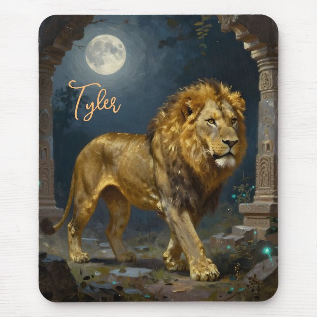 A Golden Lion Strolling under the Moon Personalize Musmatta (Framsidan)