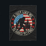 A Guy Like Me Is Hard To Find Funny Bigfoot Americ Fleecefilt<br><div class="desc">A Guy Like Me Is Hard To Find Funny Bigfoot American Flag 1</div>