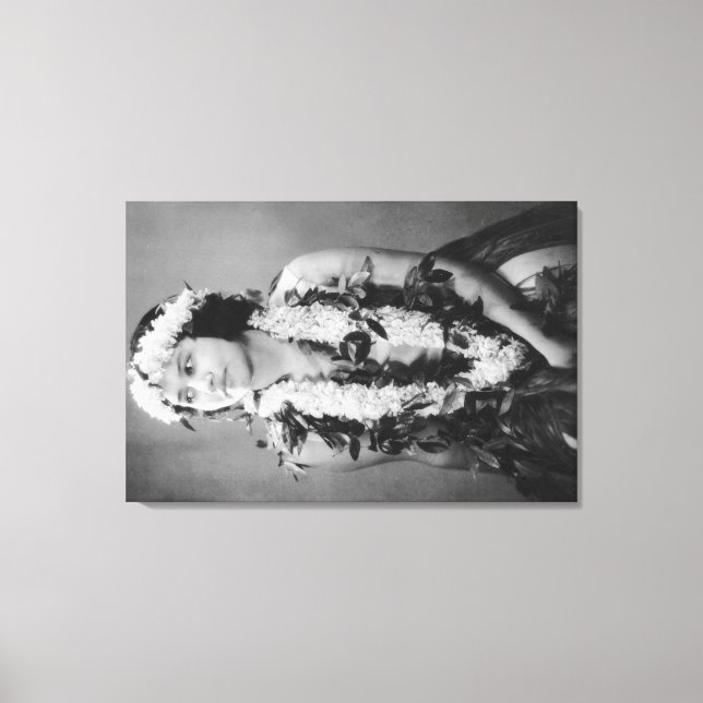 A Hawaiian Hula Dancer PhotographHawaii Canvastryck (Framsida)