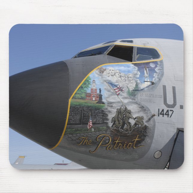 A KC-135 Stratotankershow patriotic näsa Musmatta (Framsidan)
